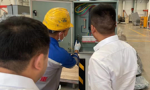 公司組織技術(shù)部、生產(chǎn)部對(duì)起重機(jī)維保作業(yè)規(guī)范進(jìn)行例行檢查